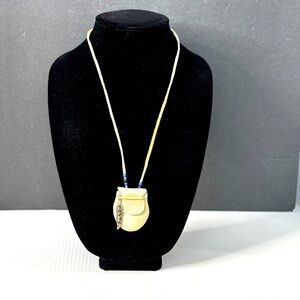 Vtg Native Beige Leather Trinket Coin Pouch Necklace Blue Black Beads w/ Stone
